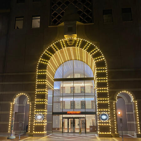 Holiday lighting